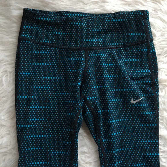 Nike Pants - Nike Dri-fit crop workout pants capris xs dot
